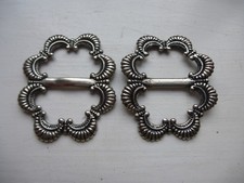 zwei Gürtelschnallen /